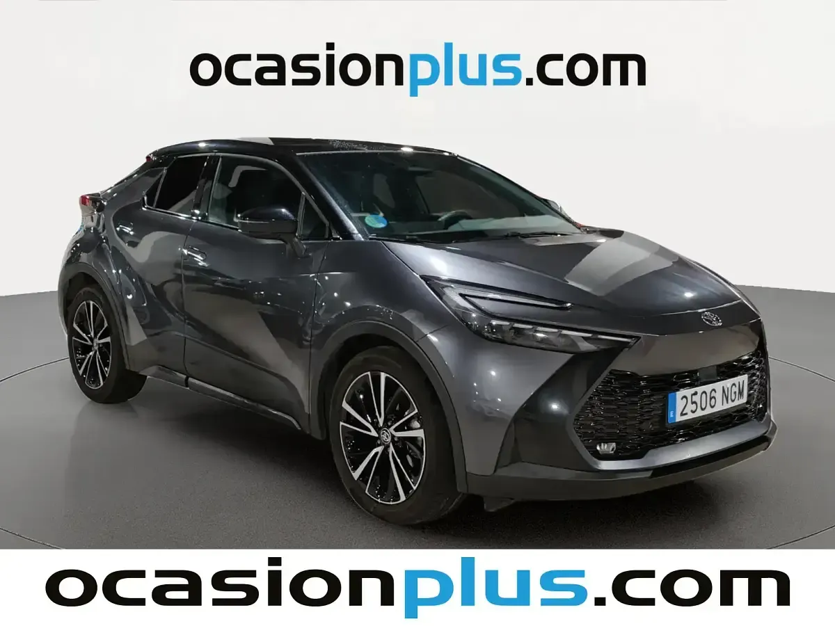 Usado Toyota C-HR 140 CV (102 kW) 2025 Gris SUV