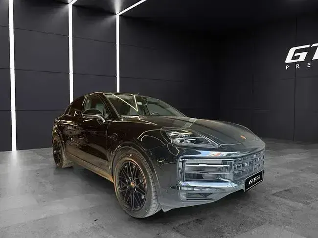 Usado Porsche Cayenne 470 CV (345 kW) 2024 Negro SUV