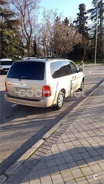 Usado Kia Carnival EX 144 CV (105 kW) 2006 Beige Monovolumen