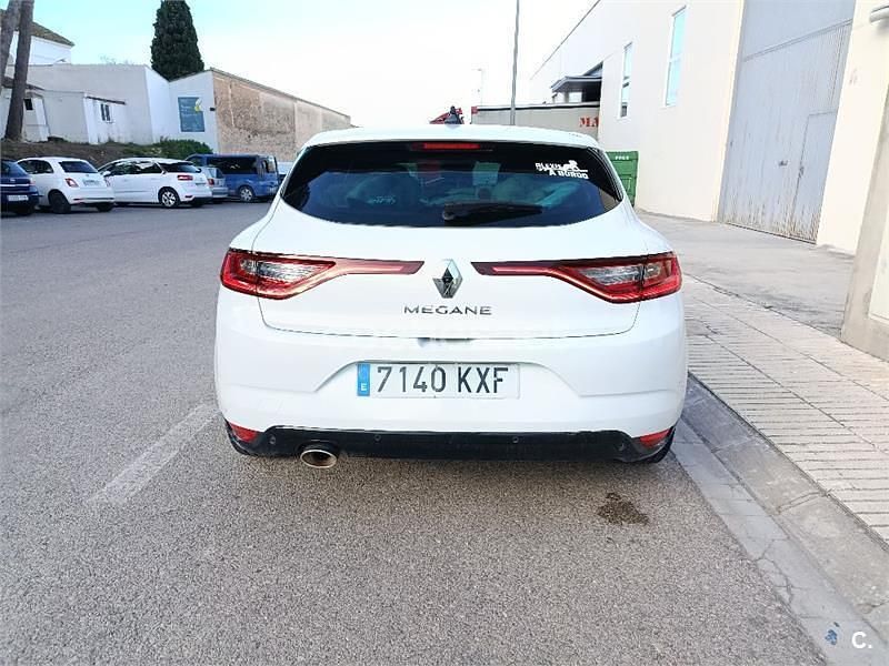 Usado Renault Mégane IV Zen 140 CV (102 kW) 2019 Blanco Berlina