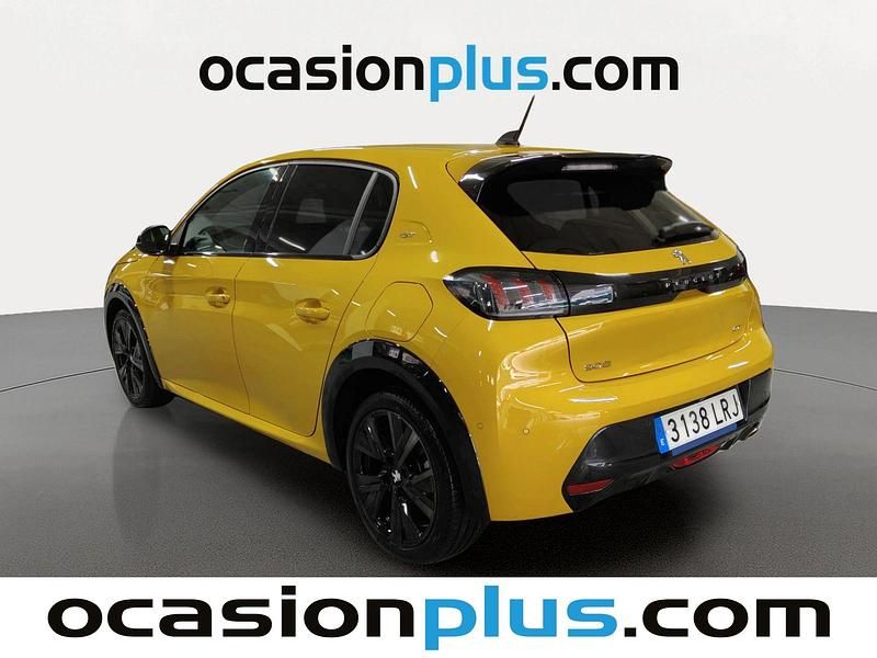 Usado Peugeot 208 GT 102 CV (75 kW) 2021 Amarillo Utilitario