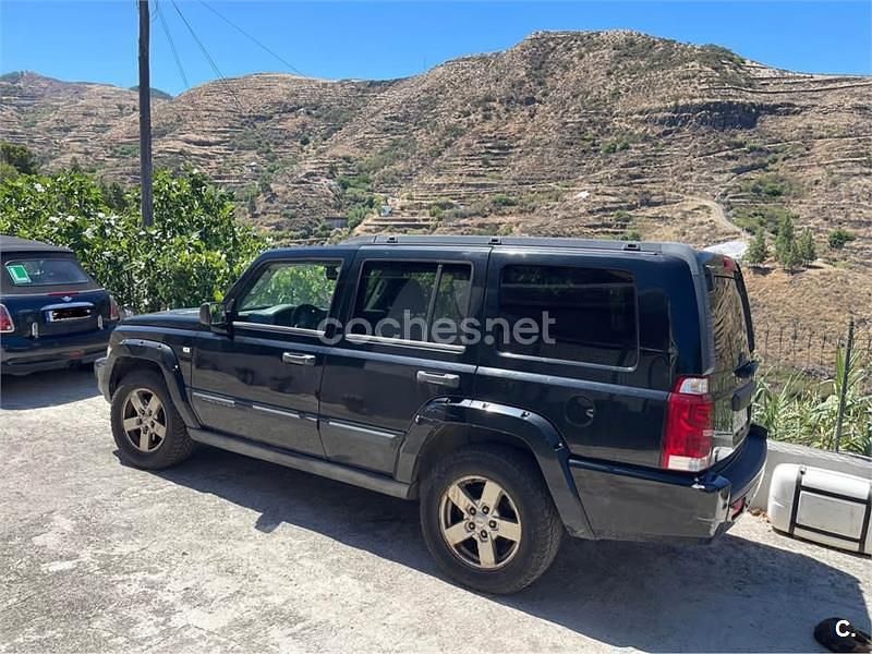 Negro Usado 2007 Jeep Commander Sport SUV | 9000 € - Imagen 1/4