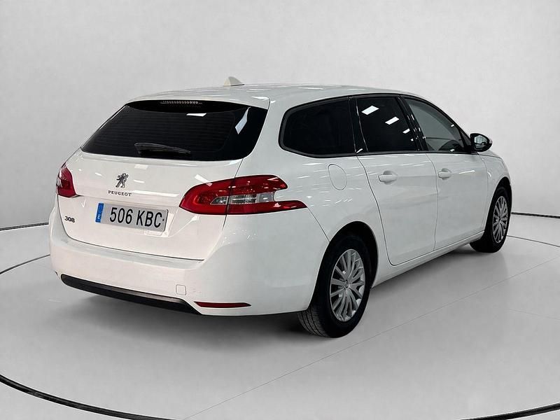 Usado Peugeot 308 Business-Line 100 CV (73 kW) 2017 Blanco