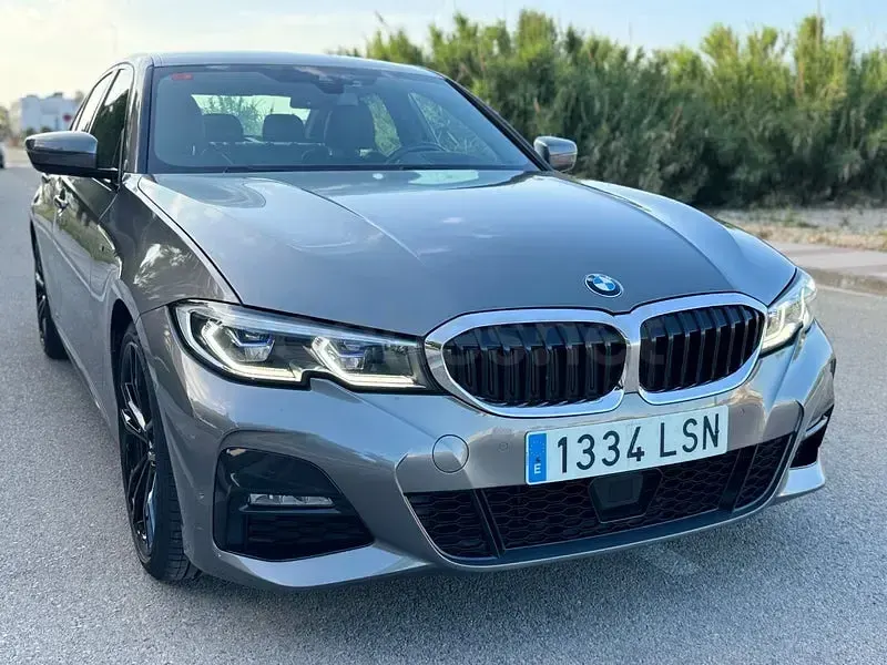 Usado BMW 318 150 CV (110 kW) 2021 Beige Berlina