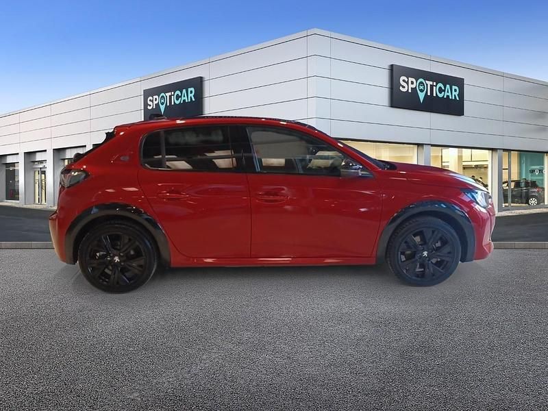 Usado Peugeot e-208 GT 100 kW (136 CV) 2023 Rojo Utilitario