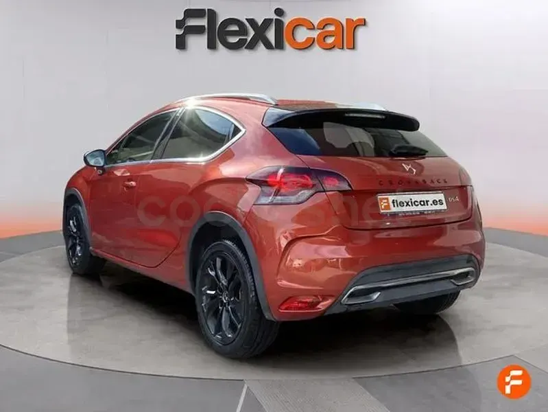 Usado DS Automobiles DS4 Crossback Style 120 CV (88 kW) 2016 Naranja SUV