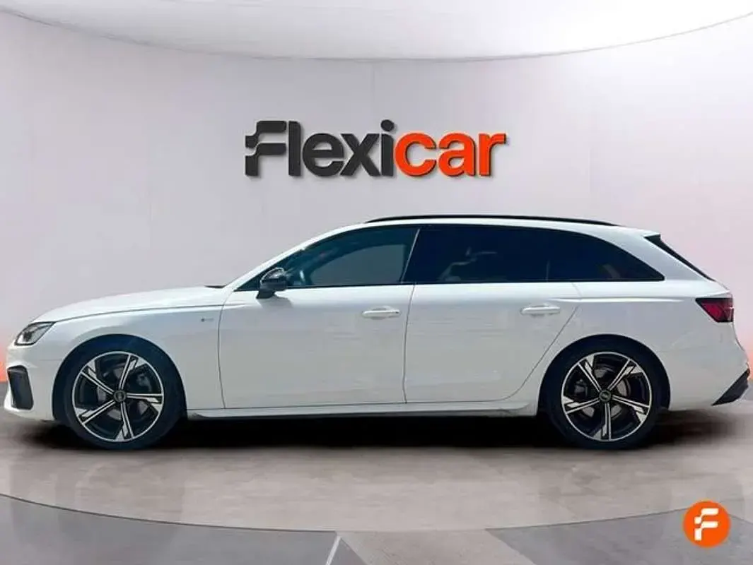 Usado Audi A4 Premium 163 CV (119 kW) 2023 Blanco Familiar