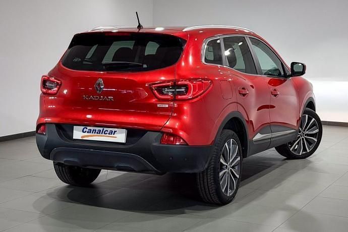 Usado Renault Kadjar Zen 131 CV (96 kW) 2015 Gris SUV
