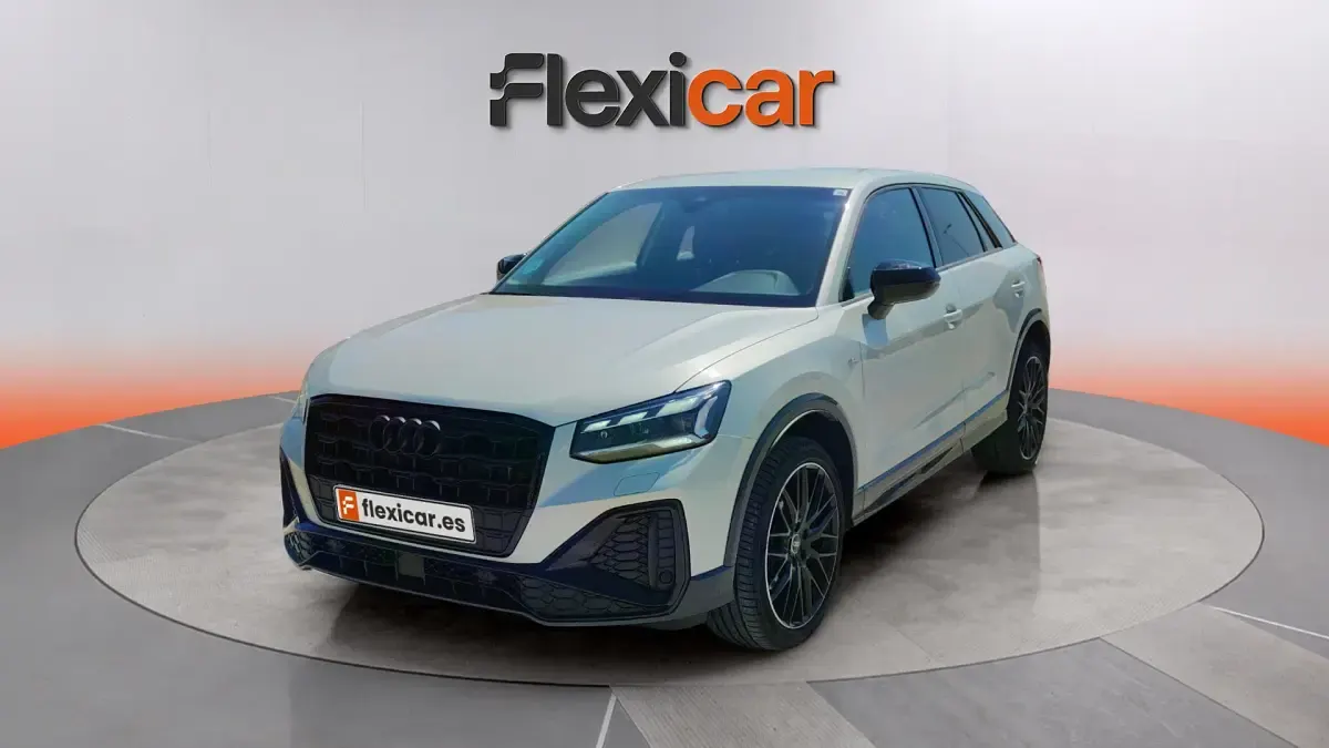 Usado Audi Q2 Premium 150 CV (110 kW) 2024 Gris SUV