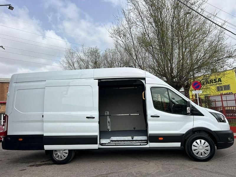 Usado Ford Transit Trend 130 CV (95 kW) 2023 Blanco Van