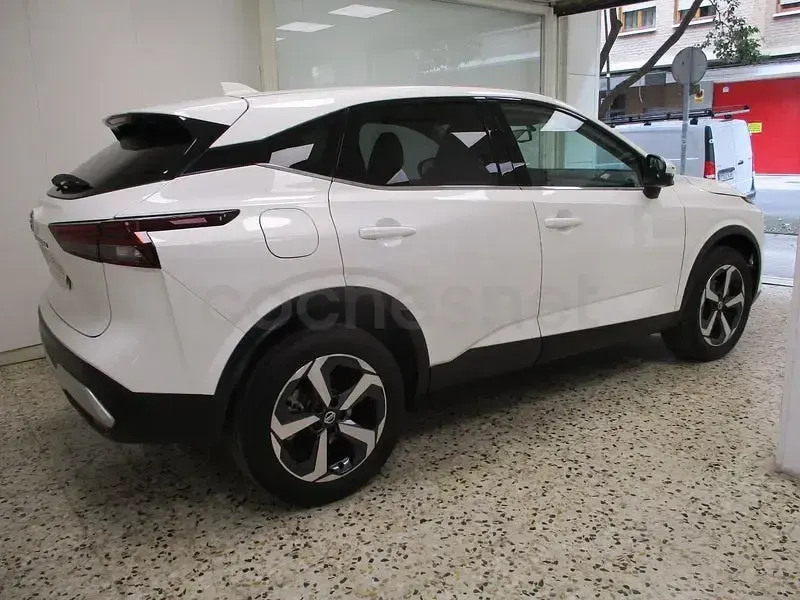 Usado Nissan Qashqai N-Connecta 140 CV (102 kW) 2022 Blanco SUV