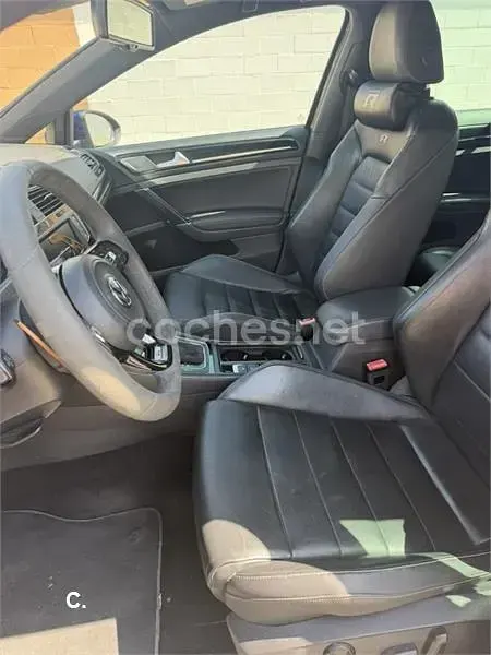 Usado VW Golf VI R 271 CV (199 kW) 2010 Negro Utilitario