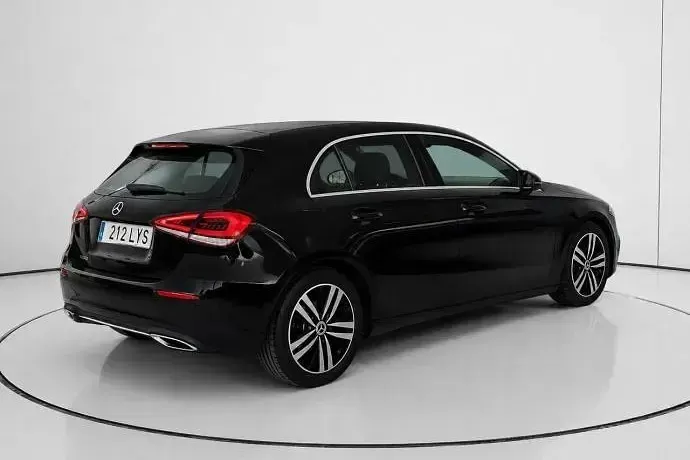 Usado Mercedes A180 136 CV (100 kW) 2022
