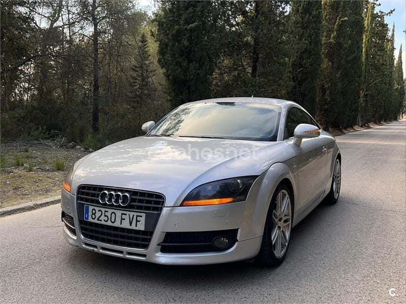 Usado Audi TT Ambiente 200 CV (147 kW) 2007 Gris / plata Coupe