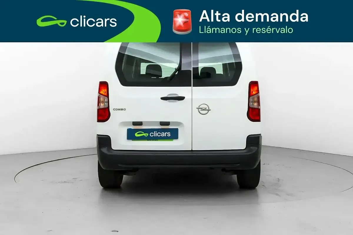 Usado Opel Combo S 100 CV (73 kW) 2022 Blanco Monovolumen