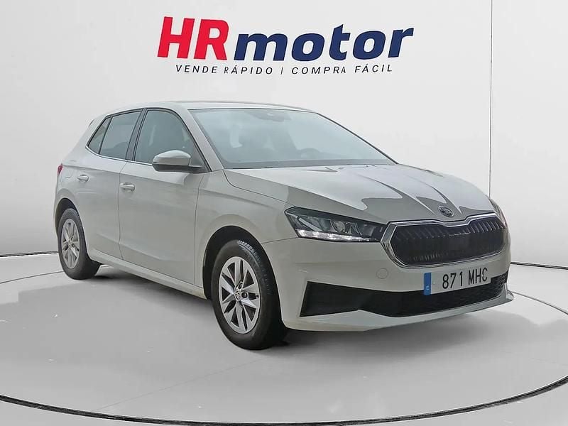 Usado 2023 Skoda Fabia Ambition | 12.290 € (Buen precio) - Imagen 1/4