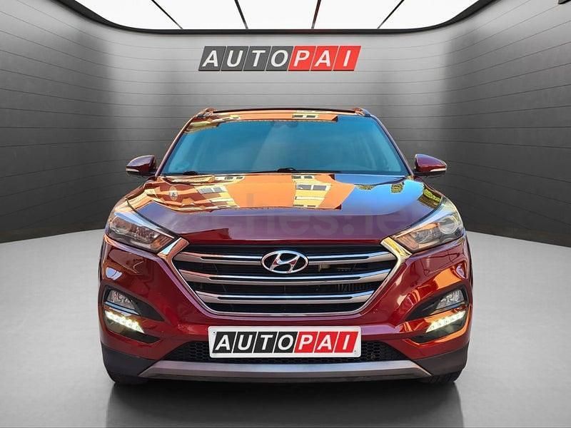Usado Hyundai Tucson 115 CV (84 kW) 2016 Granate SUV