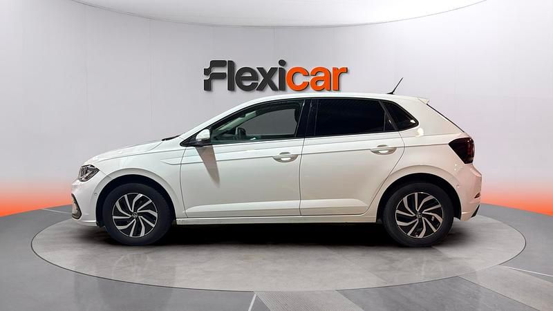 Usado VW Polo Life 95 CV (69 kW) 2023 Blanco Utilitario