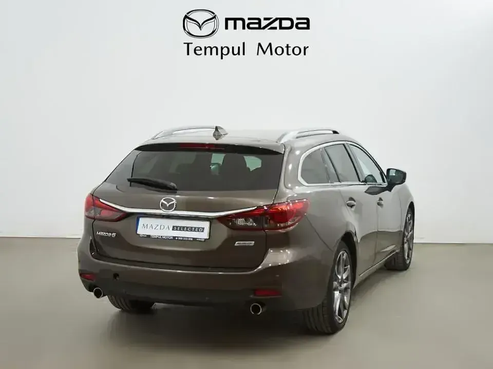 Usado Mazda 6 Luxury 150 CV (110 kW) 2017 Otro Berlina