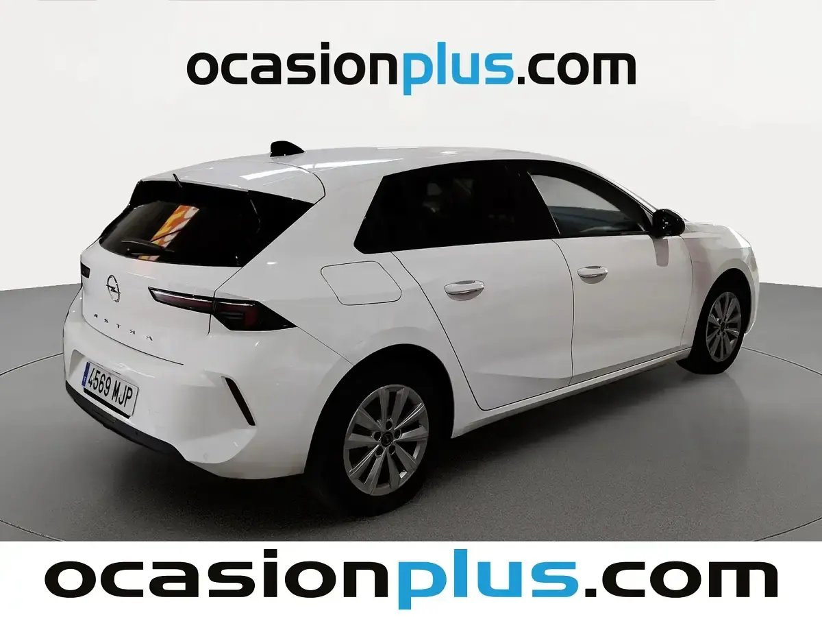 Usado Opel Astra Edition 110 CV (80 kW) 2023 Blanco Utilitario