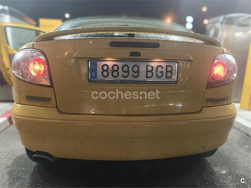 Amarillo Usado 2001 Renault Mégane Coupé Sportway Coupe | 1800 € (Precio justo) - Imagen 1/4
