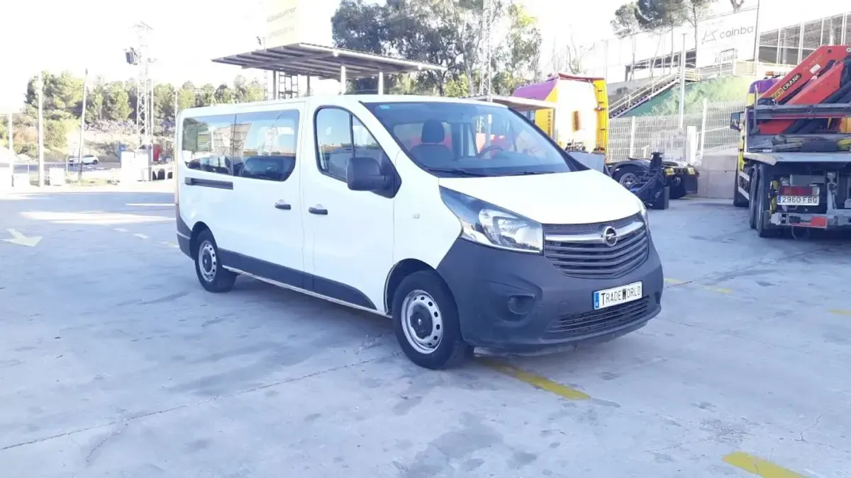 Usado Opel Vivaro S 120 CV (88 kW) 2019 Blanco Monovolumen