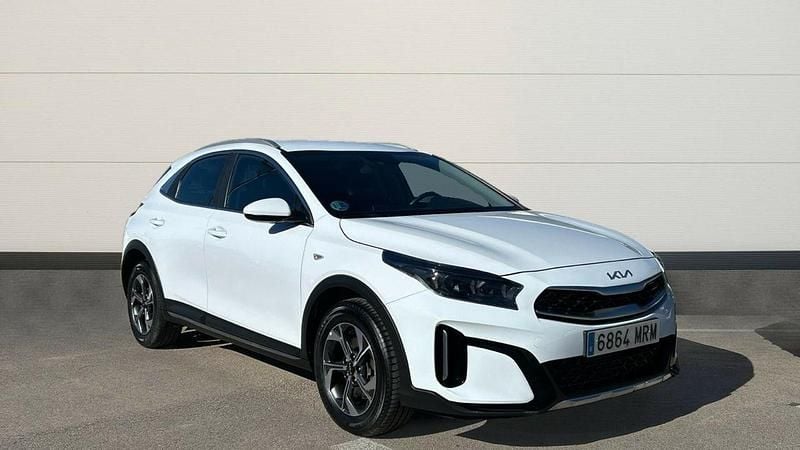Blanco Usado 2024 Kia XCeed SUV | 22.300 € (Precio justo) - Imagen 1/4