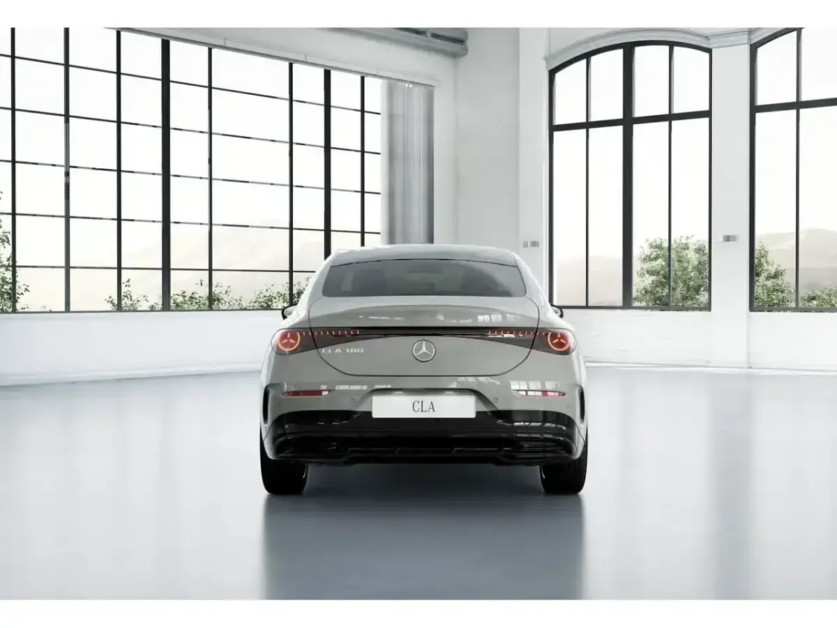 Nuevo Mercedes CLA180 136 CV (100 kW) 2026 Gris Berlina