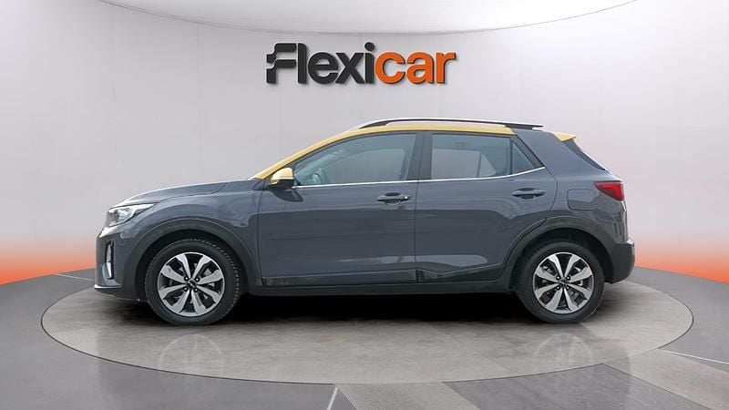 Usado Kia Stonic 120 HP (88 kW) 2021 Cinzento SUV