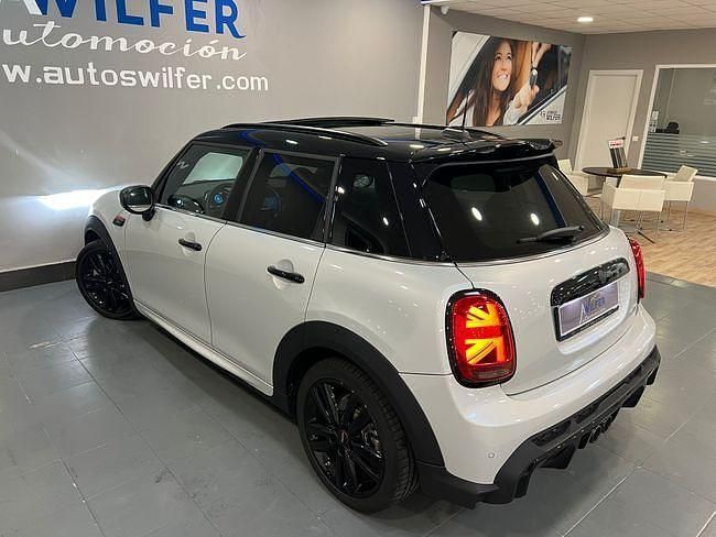 Usado Mini John Cooper Works 178 CV (130 kW) 2022 Blanco Utilitario