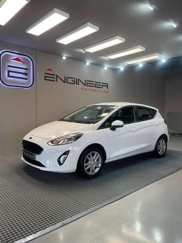 Usado Ford Fiesta Trend 75 CV (55 kW) 2020 Blanco Utilitario