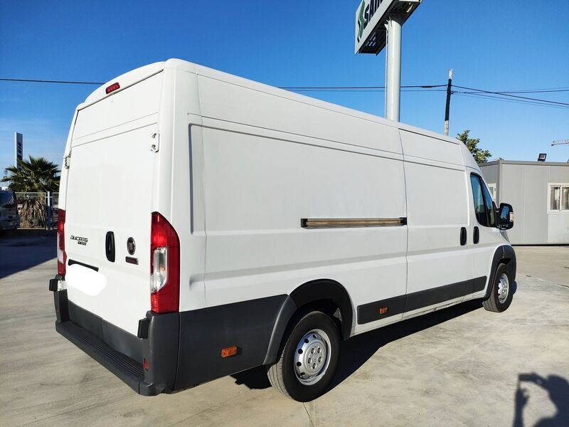 Usado Fiat Ducato 150 CV (110 kW) 2018 Blanco Van
