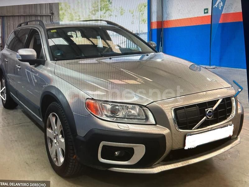 Beige Usado 2008 Volvo XC70 Summum SUV | 9990 € - Imagen 1/4