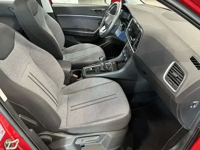 Usado Seat Ateca Style 115 CV (84 kW) 2025 Rojo SUV