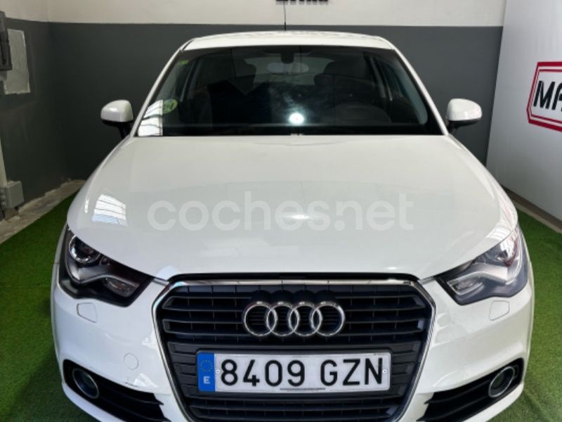 Blanco Usado 2010 Audi A1 Attraction Utilitario | 8499 € (Buen precio) - Imagen 1/4