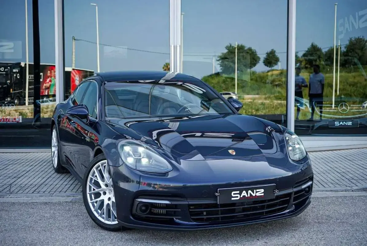 Usado Porsche Panamera 4 462 CV (339 kW) 2019 Azul Utilitario