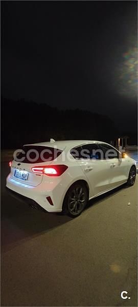 Blanco Usado 2023 Ford Focus ST-Line X Berlina | 19.500 € (Precio justo) - Imagen 1/4