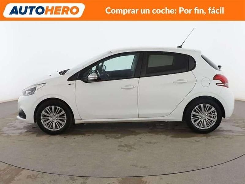 Usado Peugeot 208 Active 110 CV (80 kW) 2016 Blanco Utilitario
