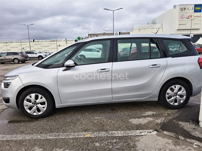 Usado Citroën Grand C4 Picasso Attraction 115 CV (84 kW) 2014 Gris / plata Monovolumen