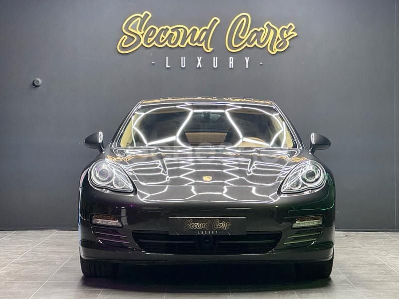 Usado Porsche Panamera 400 CV (294 kW) 2011 Gris / plata Berlina