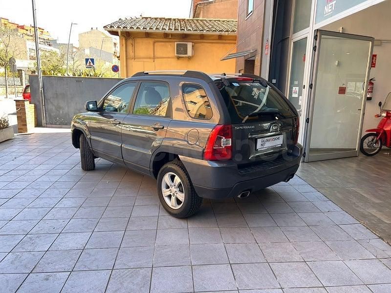 Usado Kia Sportage 142 CV (104 kW) 2009 Gris / plata SUV