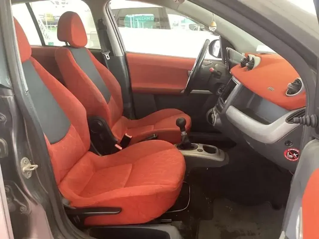 Usado Smart ForFour Pulse 95 CV (69 kW) 2004 Gris Utilitario