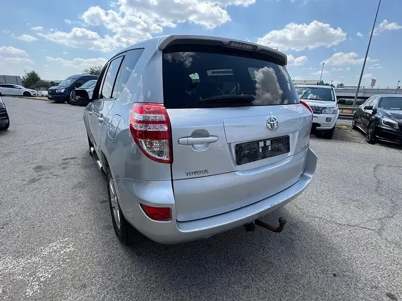 Usado Toyota RAV4 Active 150 CV (110 kW) 2009 Gris / plata SUV
