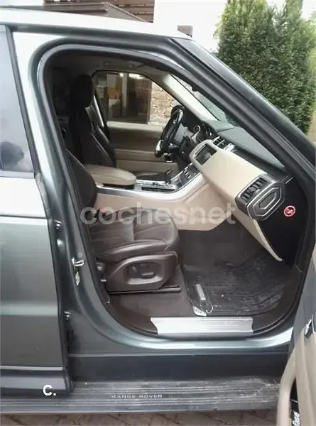 Begagnad Land Rover Range Rover HSE 258 HK (189 kW) 2015 Beige SUV