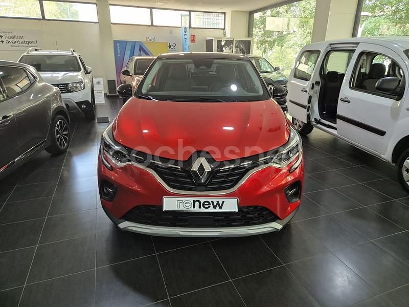 Usado Renault Captur Techno 145 CV (106 kW) 2023 Rojo SUV