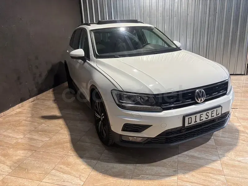 Usado VW Tiguan Sportline 150 CV (110 kW) 2017 Blanco SUV