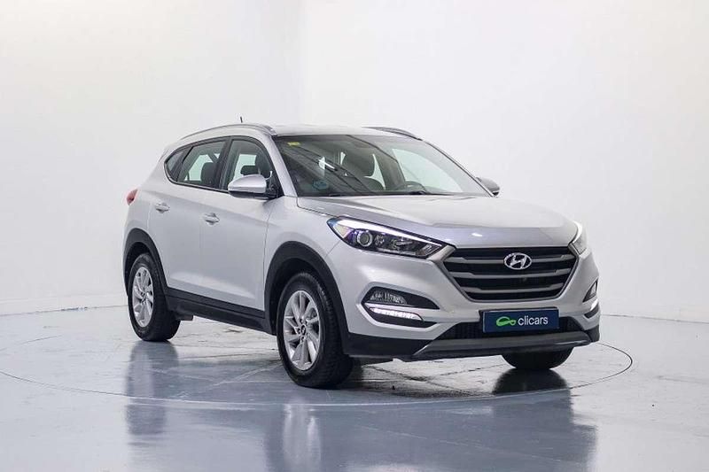 Begagnad Hyundai Tucson 114 HK (83 kW) 2015 Silver SUV