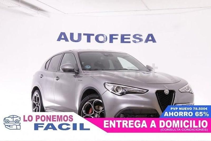 Usado Alfa Romeo Stelvio Veloce 210 CV (154 kW) 2021 Gris / plata SUV