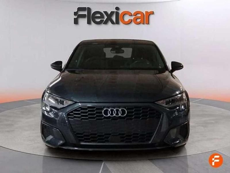 Usado Audi A3 Sportback S-Line 110 CV (80 kW) 2023 Gris Utilitario