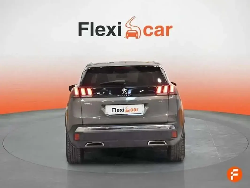 Usado Peugeot 3008 GT 181 CV (133 kW) 2018 Gris SUV